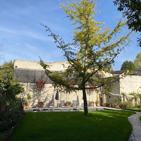 La Thebauderie Hotel Montfort l'Amaury Bagian luar foto