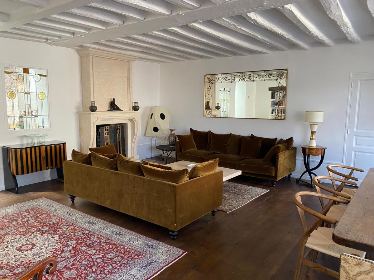 La Thebauderie Hotel Montfort l'Amaury Bagian luar foto